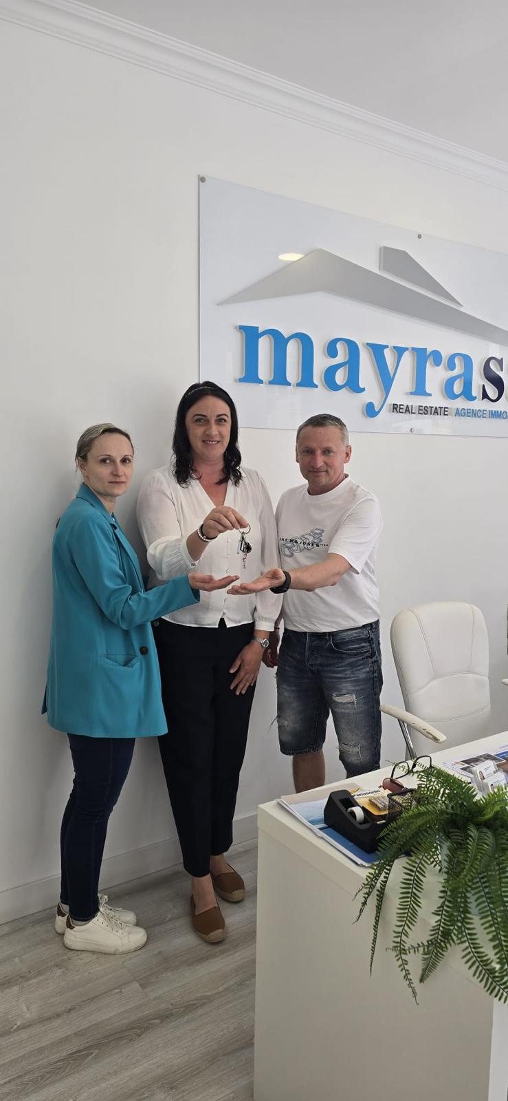 Cliente MAYRASA tras completar su operacion 40