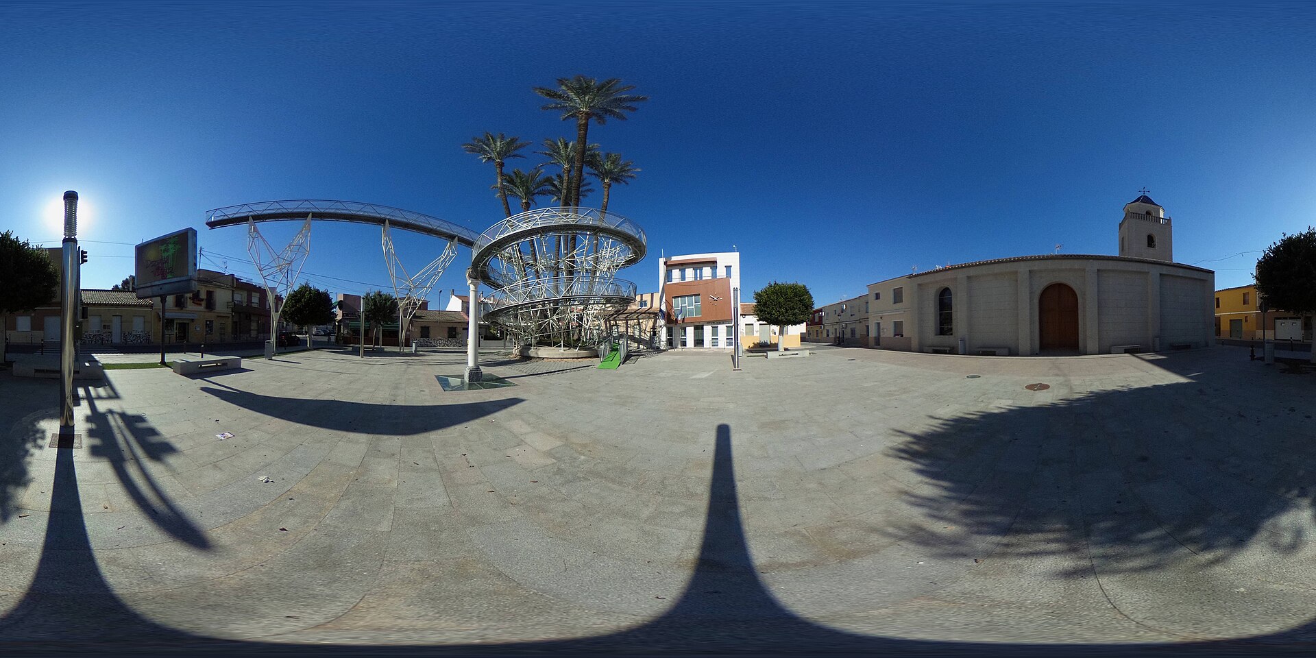 Plaza y ayuntamiento con iglesia, Daya Vieja