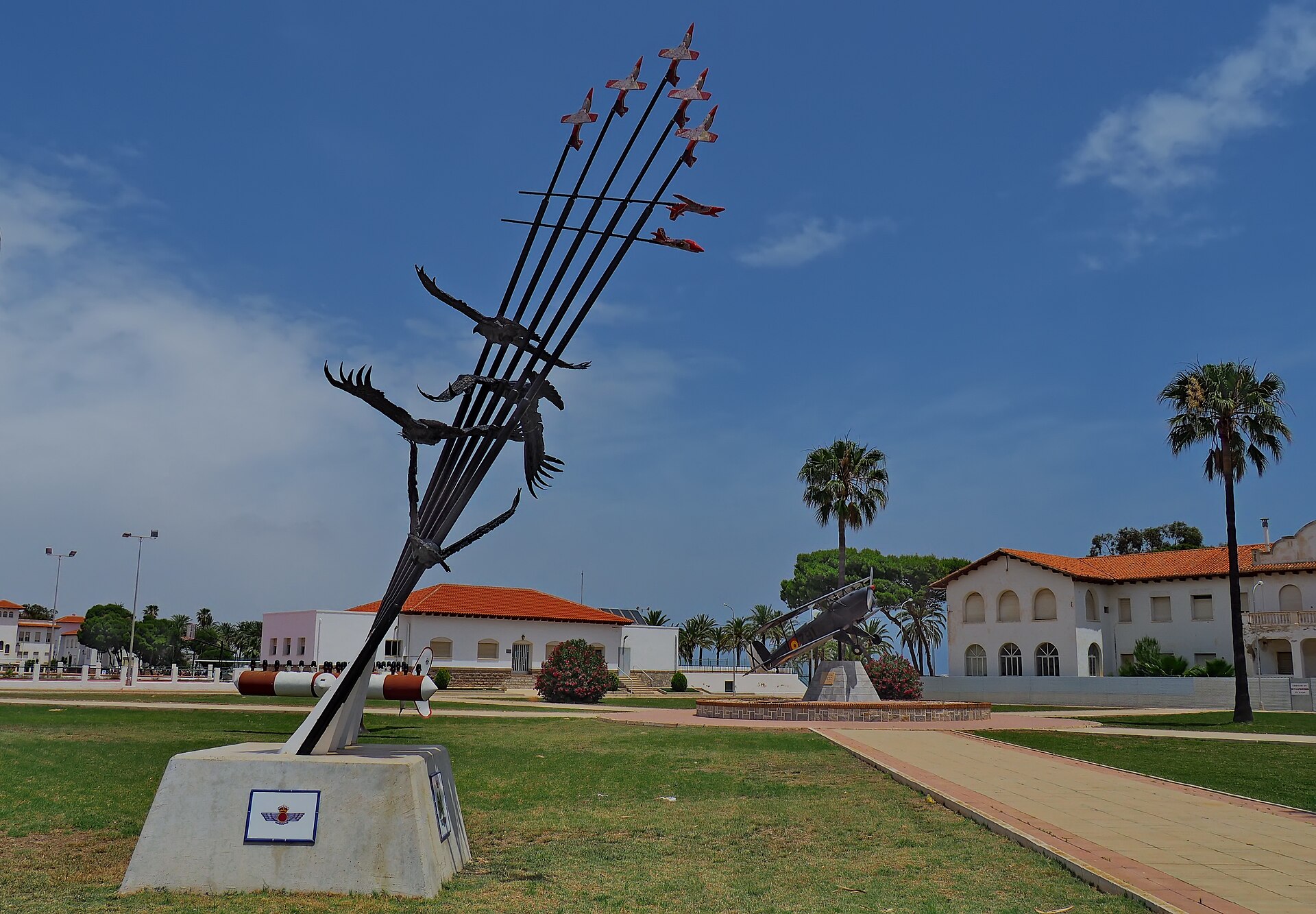 Monumento y edificios de la Academia General del Aire, Los Alcázares