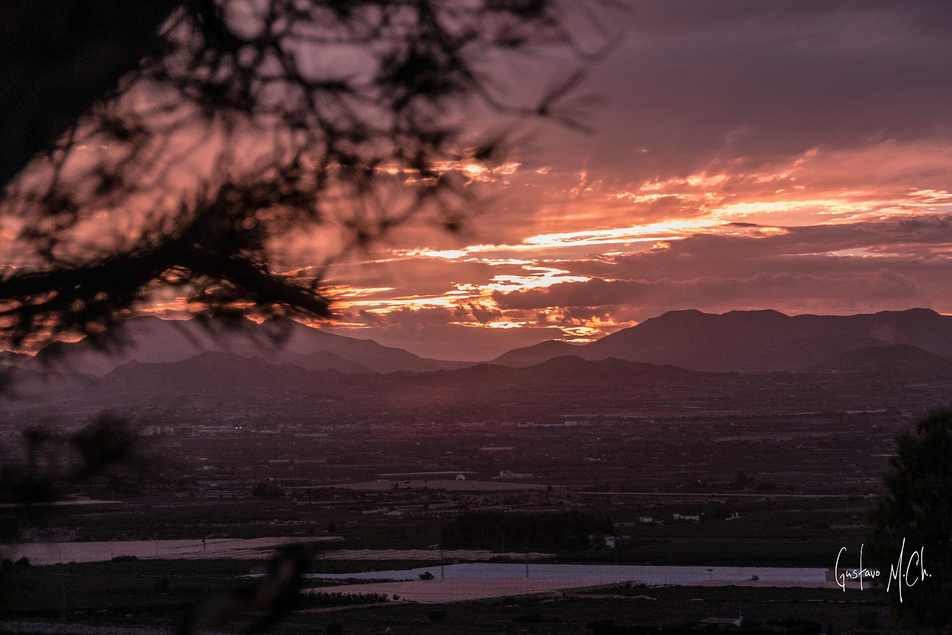 Atardecer sobre el valle de Monforte del Cid