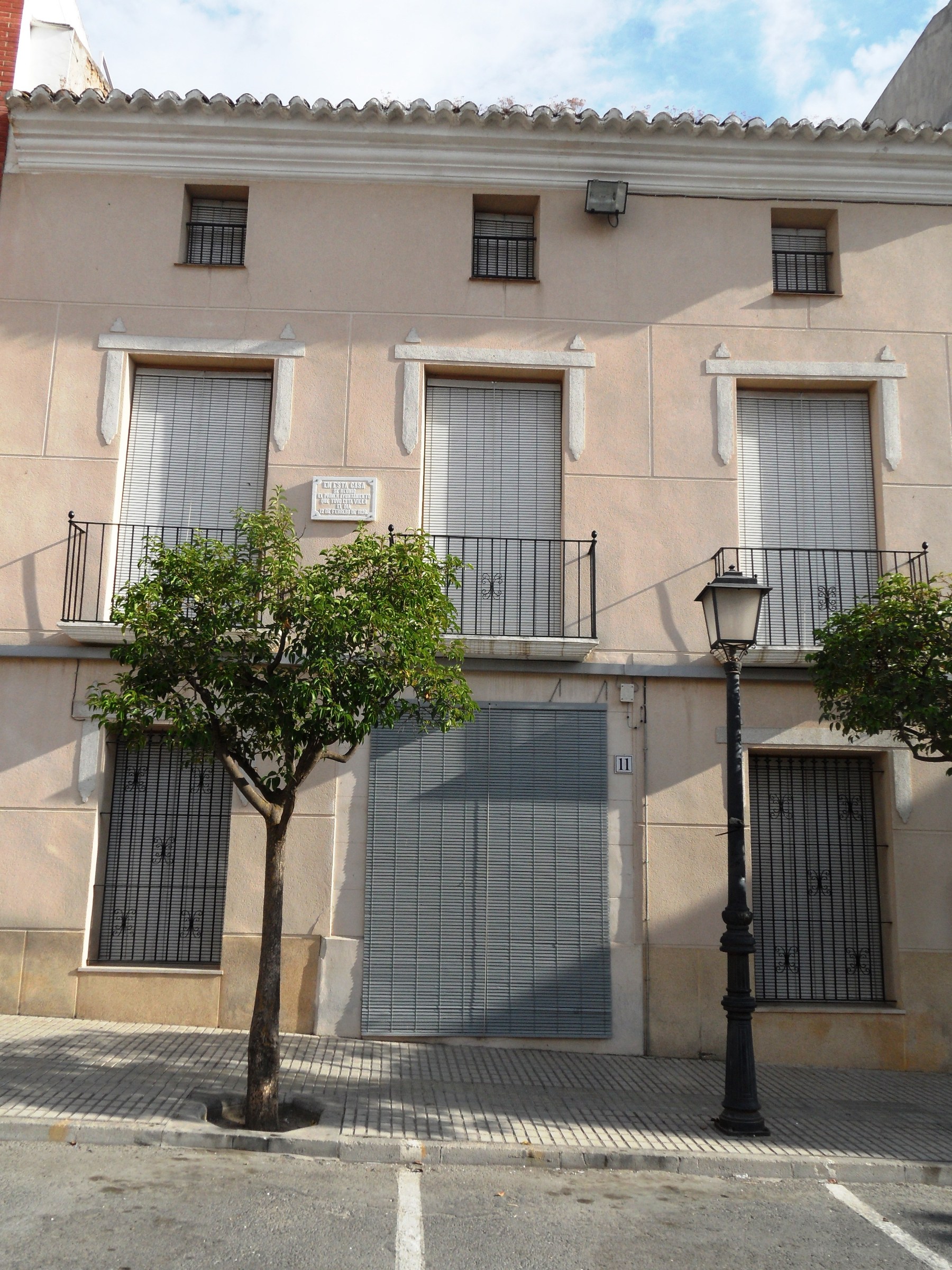 Pinoso — casa donde se reunió el primer ayuntamiento (fachada)