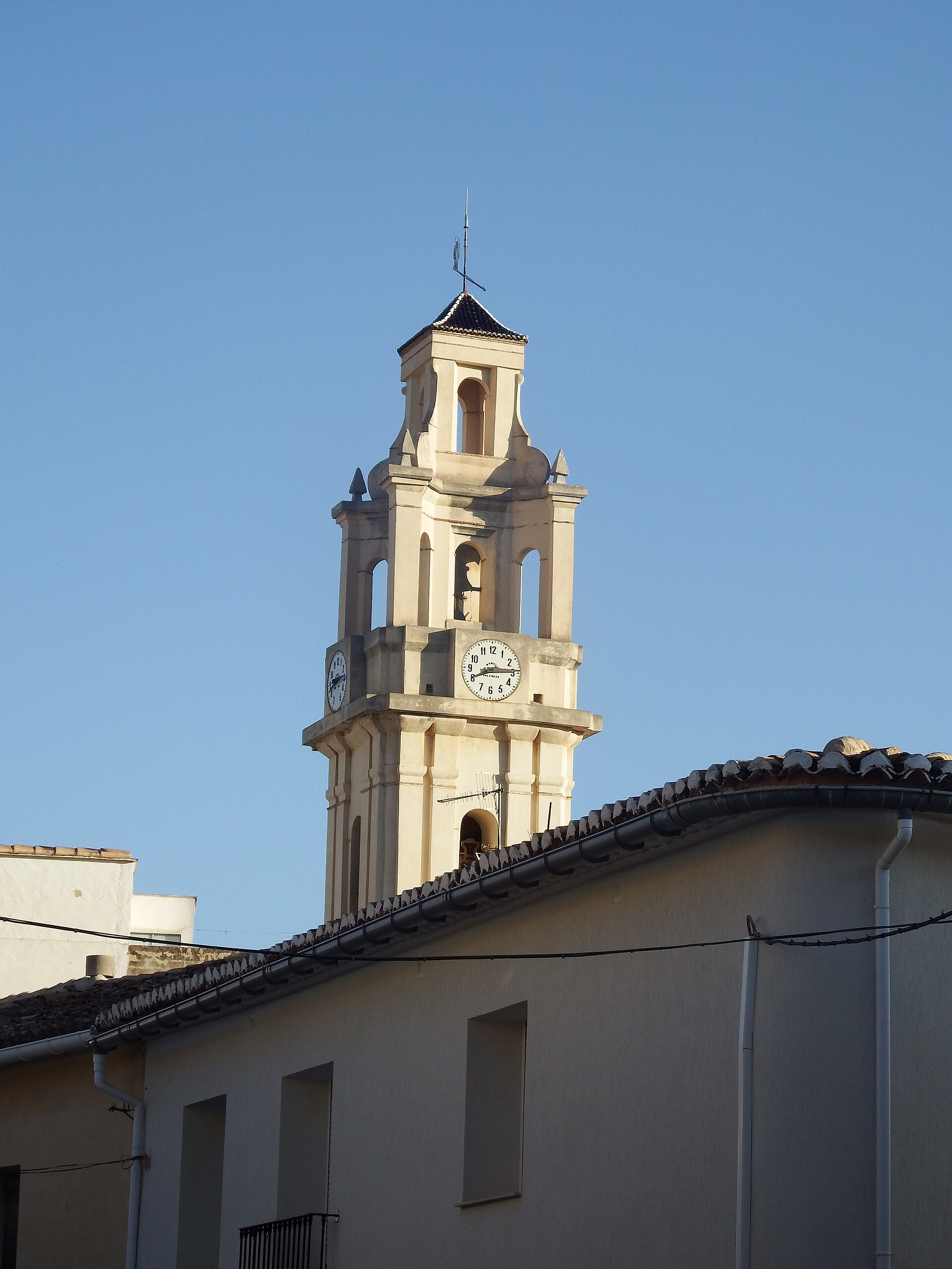 Detall del campanar de Xeresa