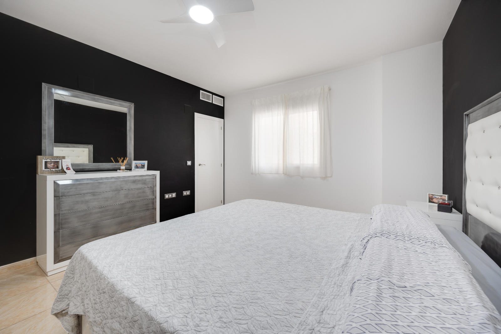 Apartamentos en Torrevieja (Centro) - 3 dorm · 131 m²