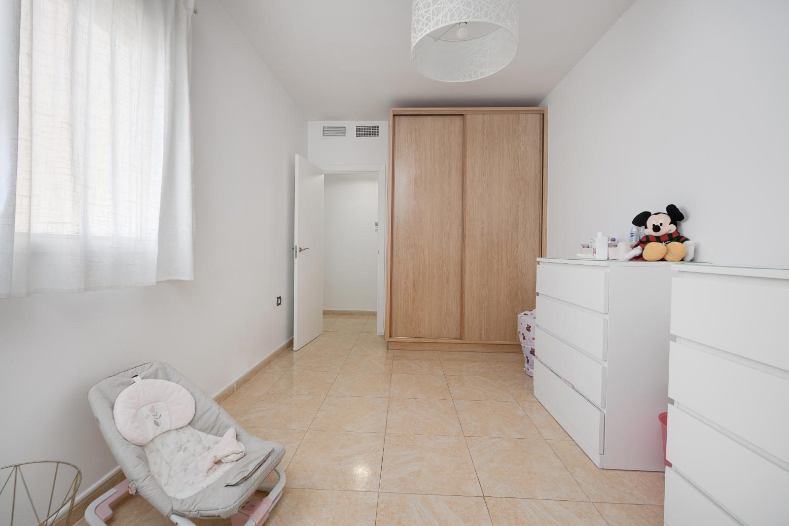 Apartamentos en Torrevieja (Centro) - 3 dorm · 131 m²